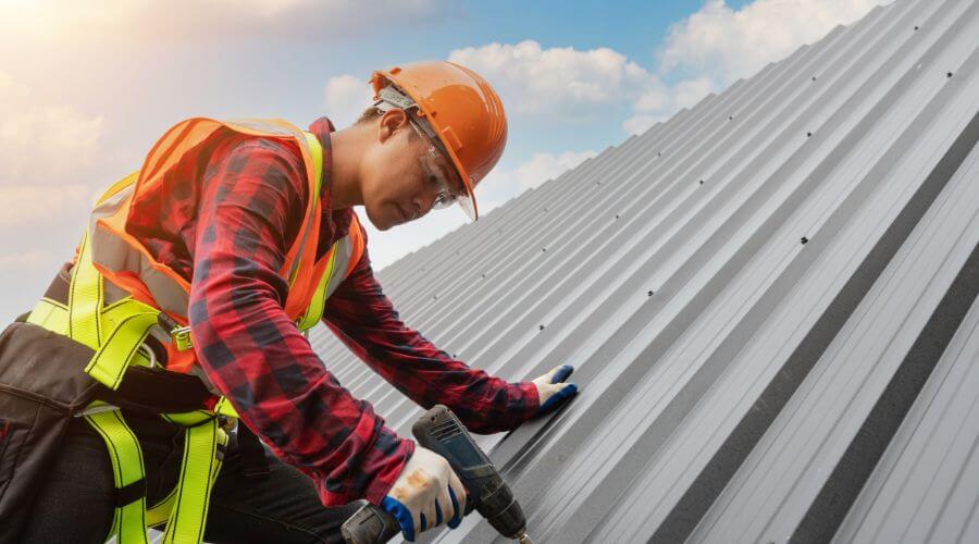 GAF certified roofer in Bryant, IN